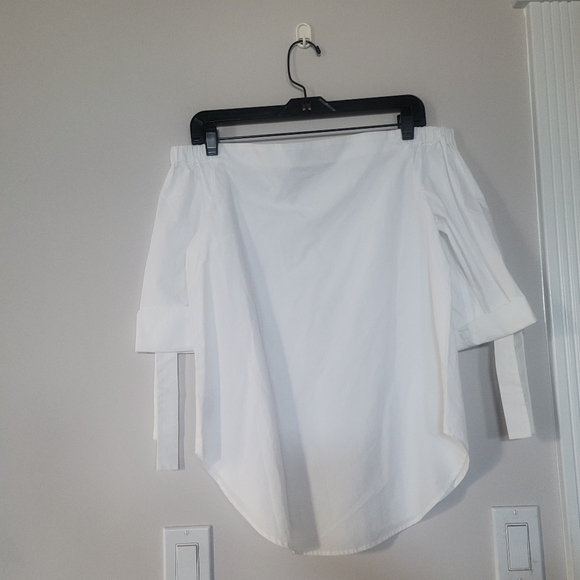 Babaton | Malik Blouse - Size XXS - Picture 4 of 16